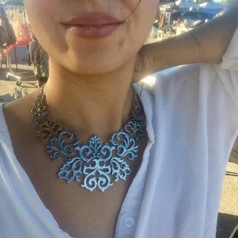 Absolutely Beautiful Victorianish Necklace Choker